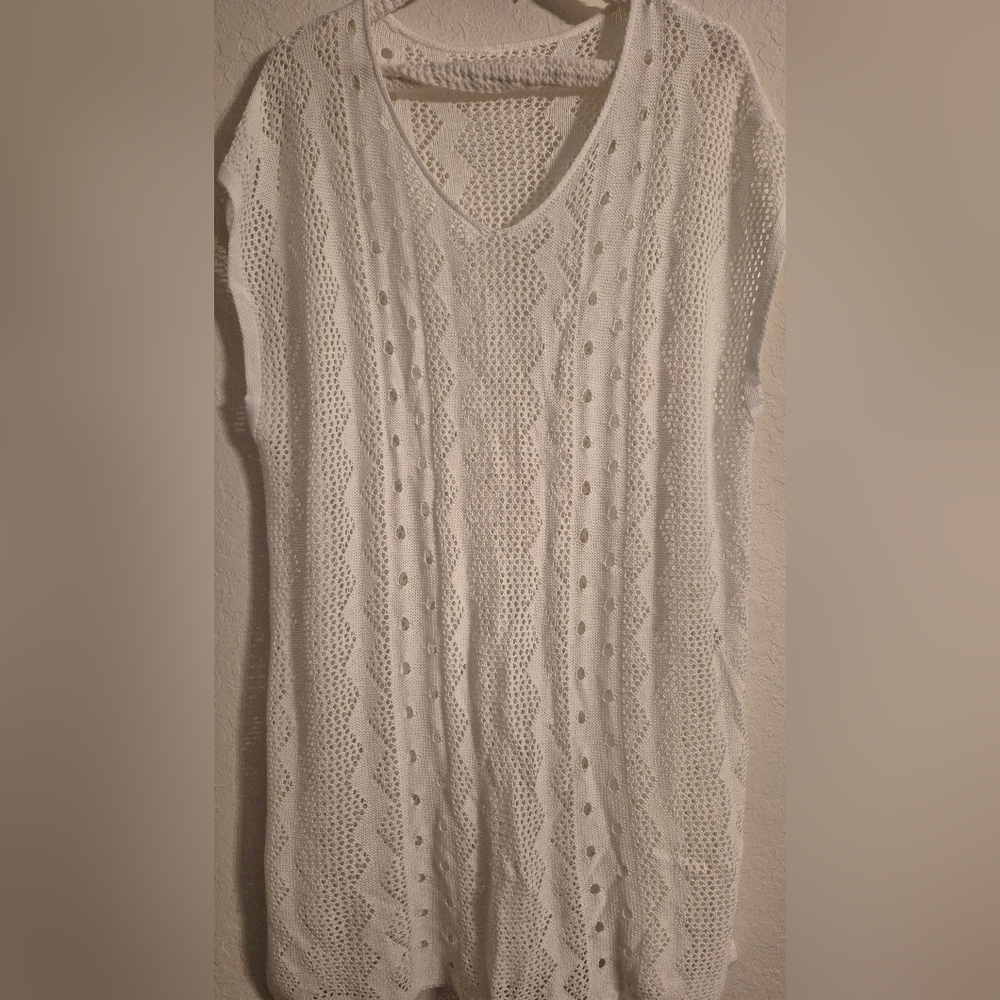 Elegant White Knit Sweater